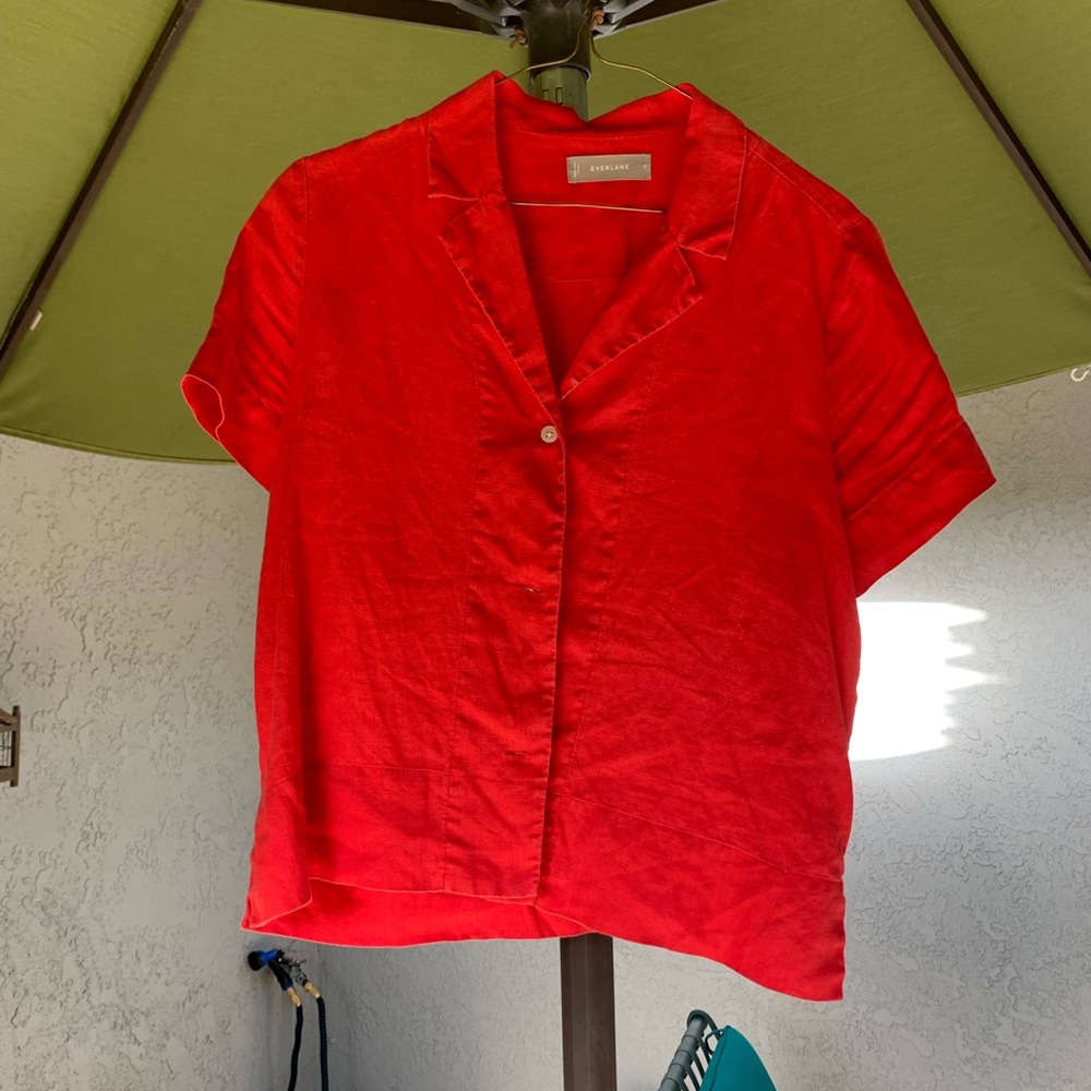 Everlane linen shirt!